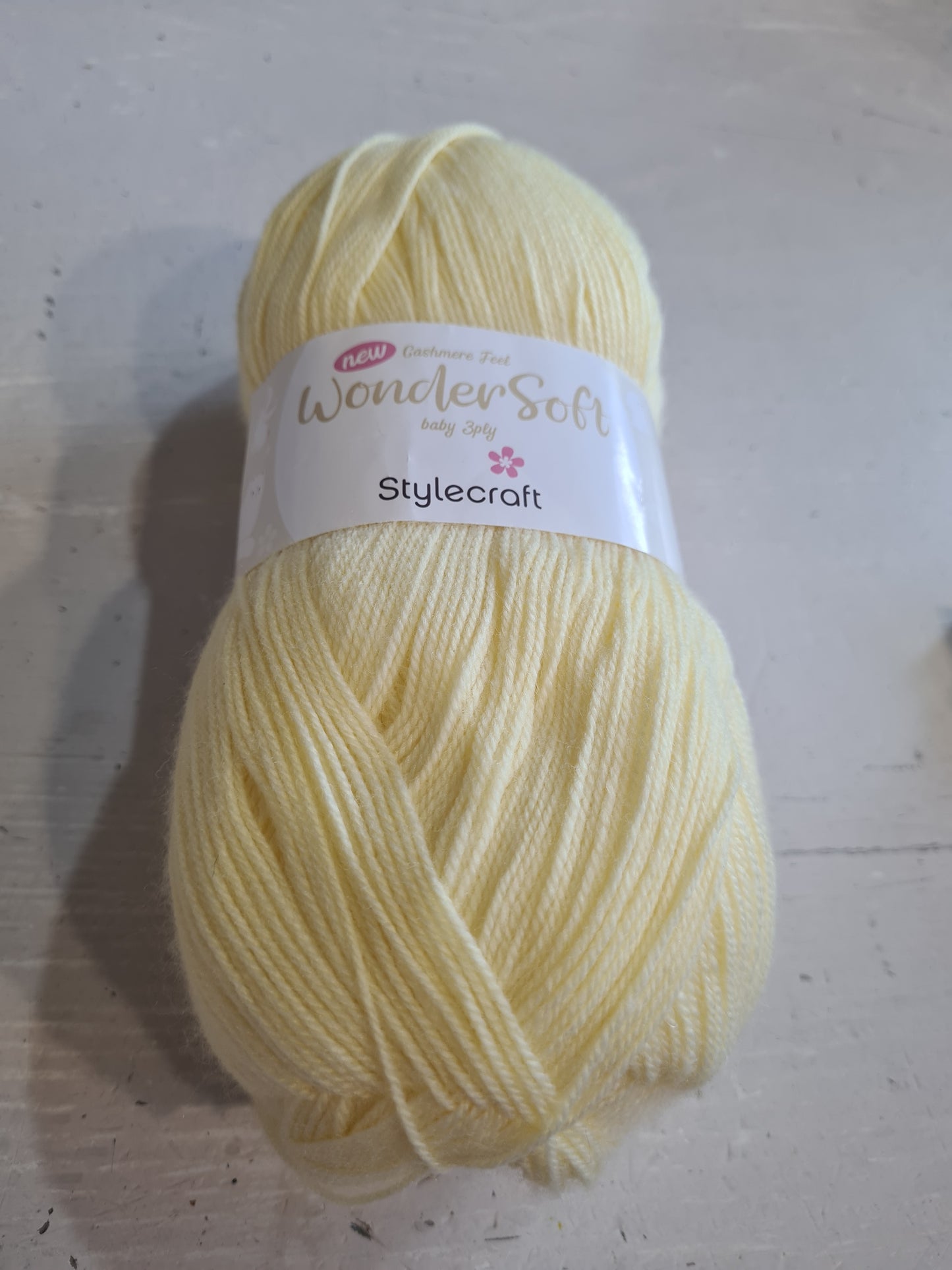 Stylecraft Wondersoft cashmere feel baby 3 ply acrylic 100g