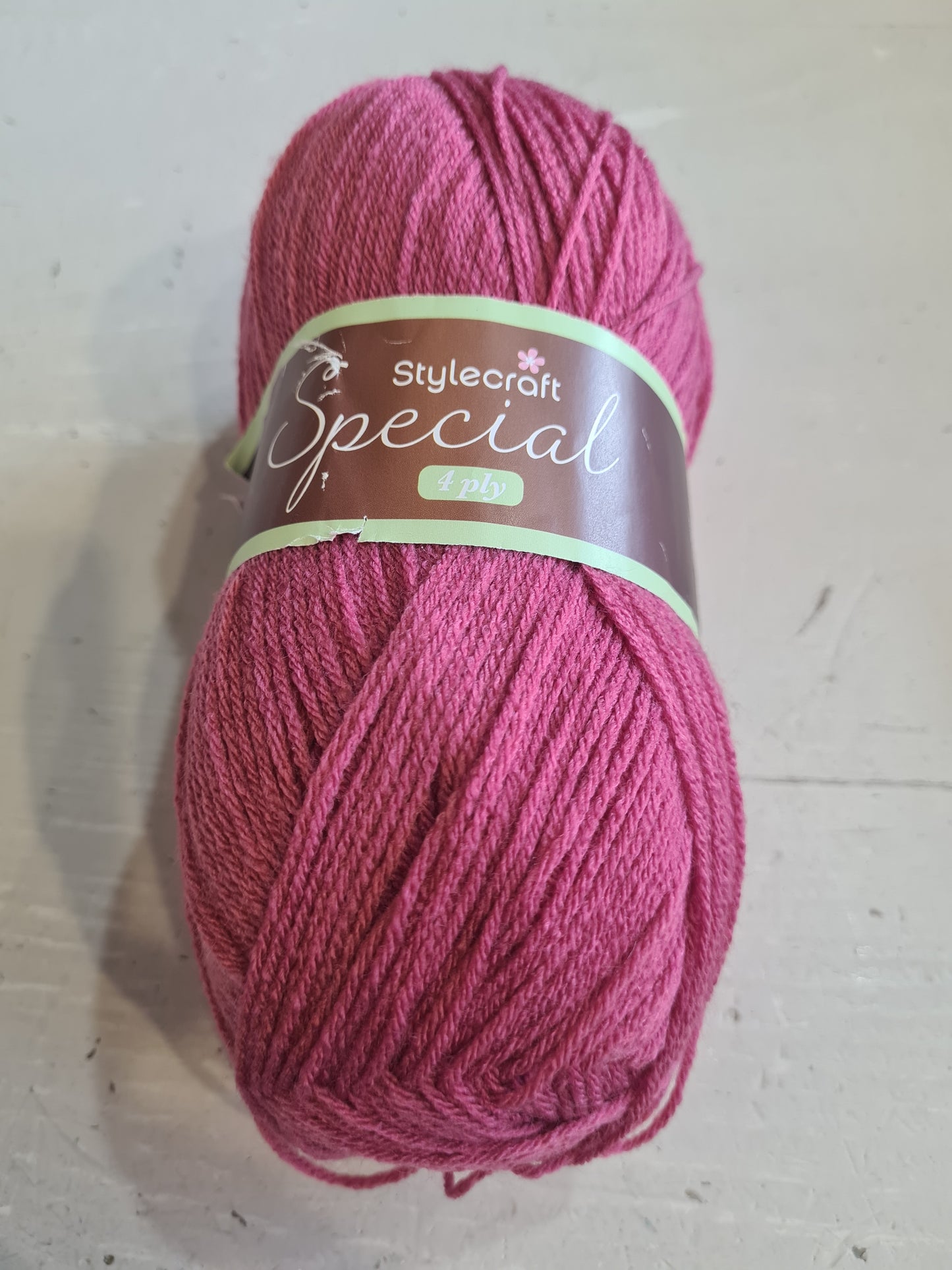 Stylecraft Special 4 ply acrylic 100g