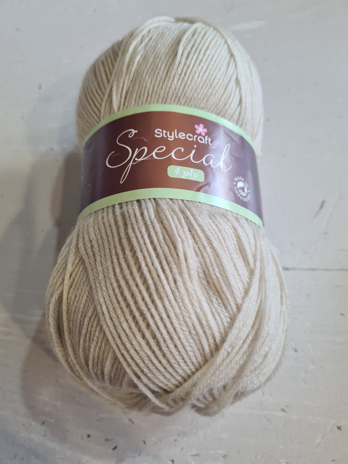 Stylecraft Special 4 ply acrylic 100g