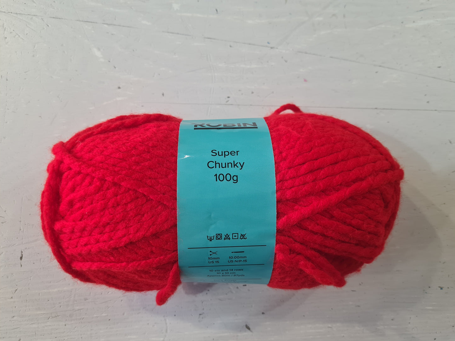 Robin Super Chunky Acrylic - 100g
