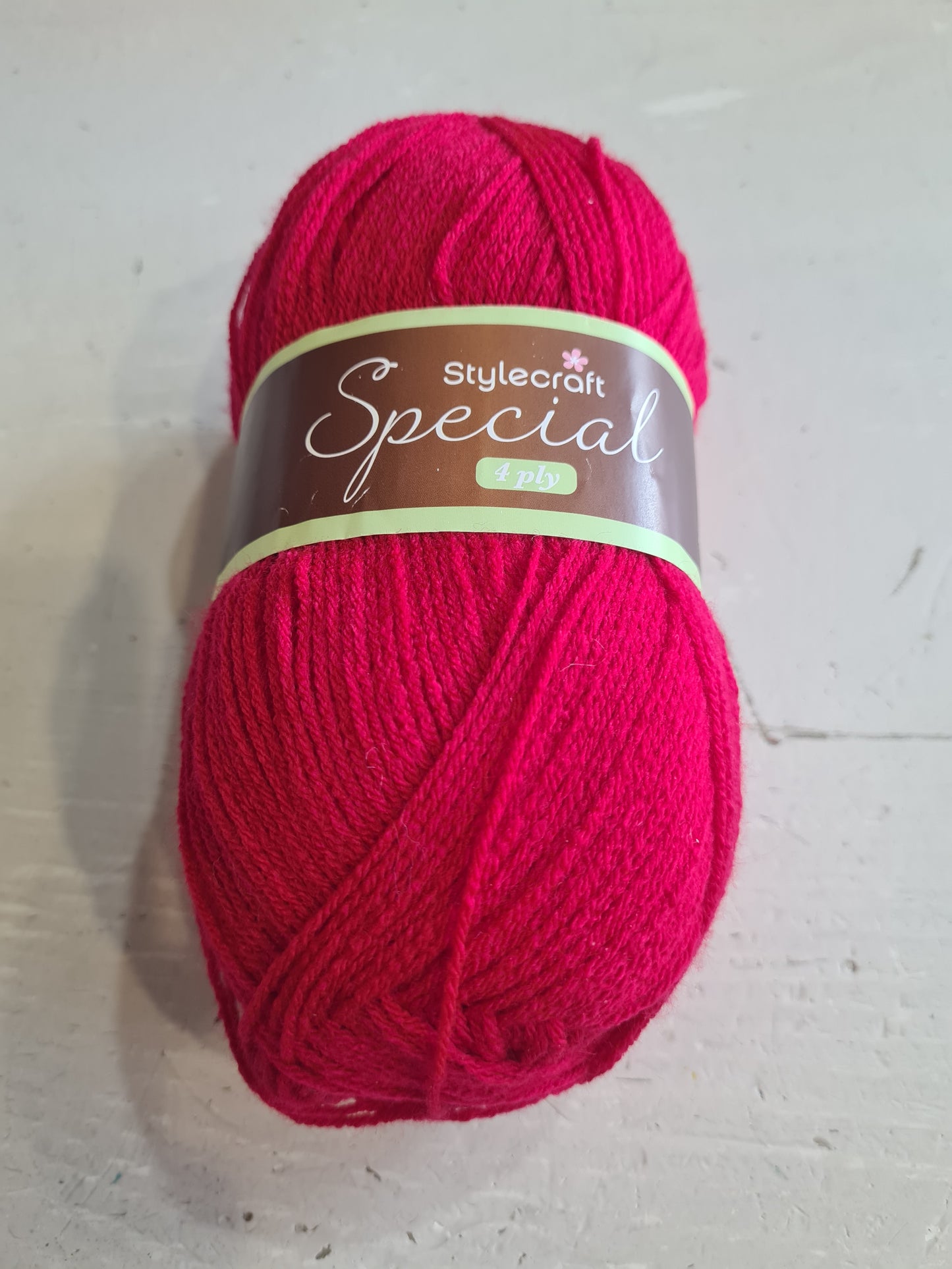 Stylecraft Special 4 ply acrylic 100g